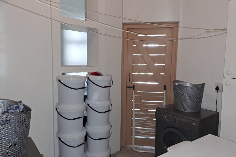 3 Bedroom Property for Sale in Summerstrand Eastern Cape